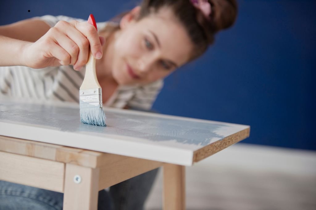 Can You Put Furniture on Oil-Based Polyurethane After It Dries img4