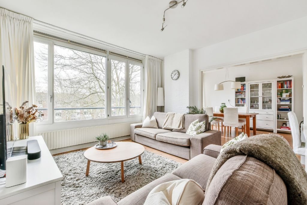 Creative Ideas for What to Place in Secondary Furniture